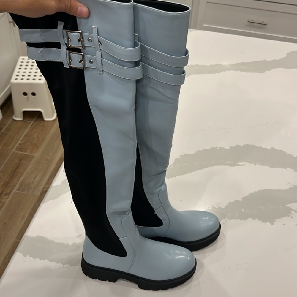 Light blue lug sole over the knee rainboots for rainy season. - Picture 3 of 7